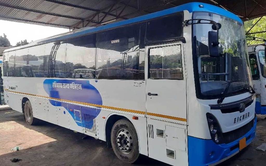 Due to the efforts of Transport Minister Anil Vij direct AC bus service from Ambala to MathuraVrindavan has started